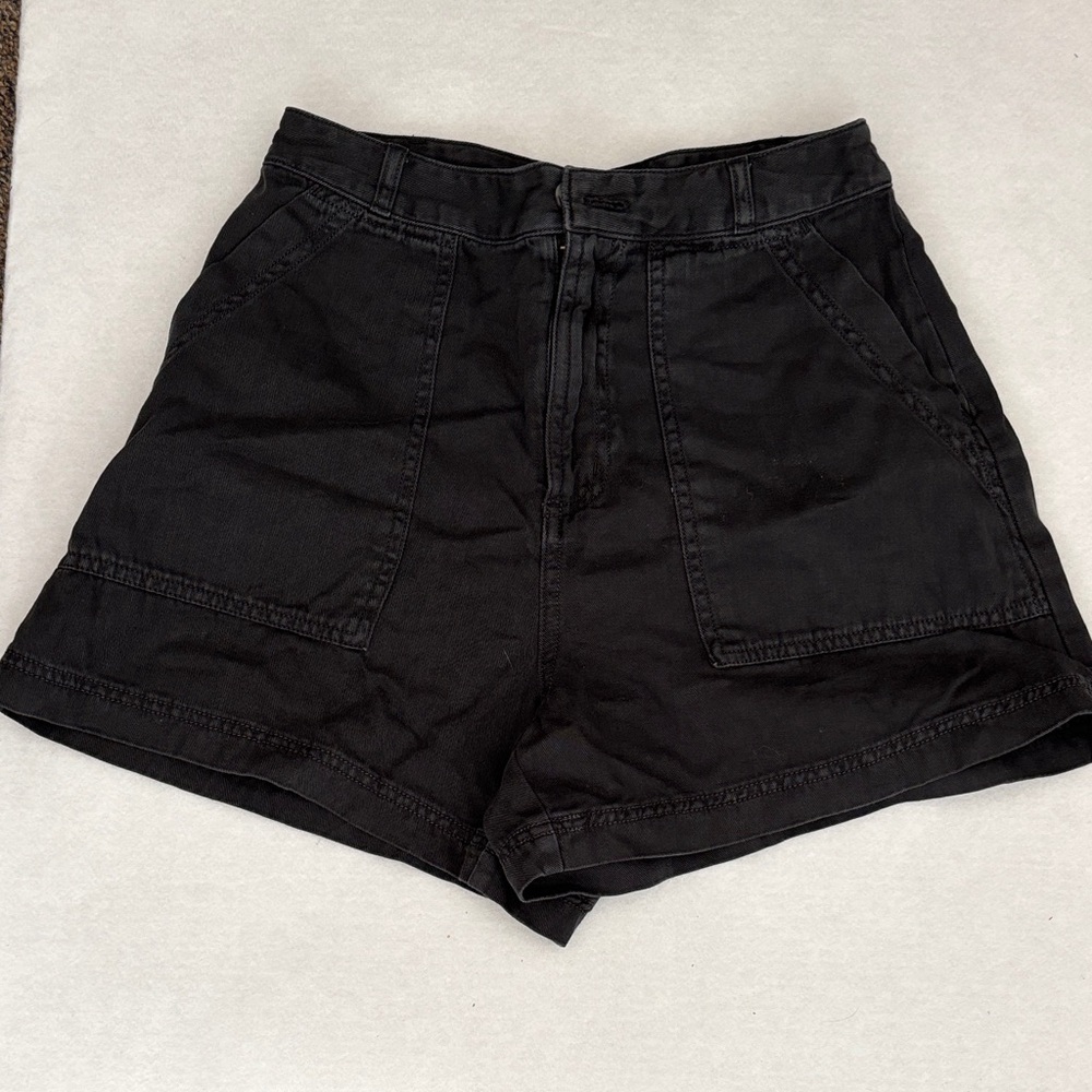 Like New Black High-Waisted Shorts